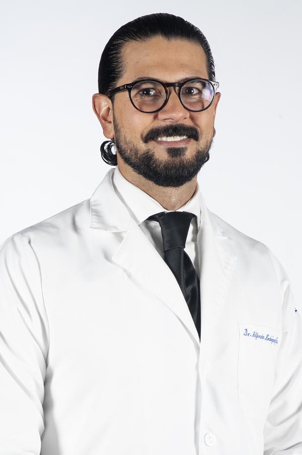Foto de Dr. Alfredo Rodríguez Tejada, Neumología en Ciudad de México